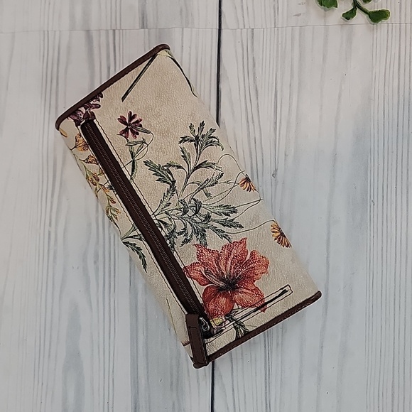 Dana Buchman Floral Print Clutch Wallet - Picture 3 of 8